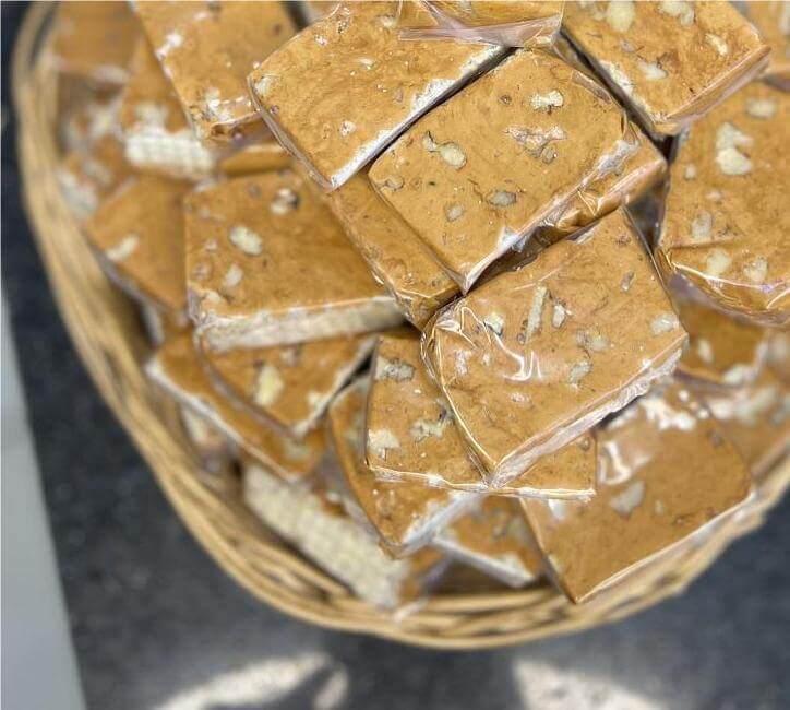نقا مغز دار گردویی (1)